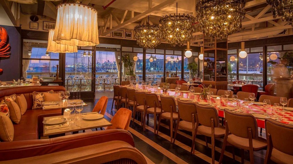 cenas de grupo en Barcelona