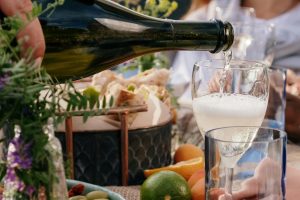 pexels-cottonbro-4877858